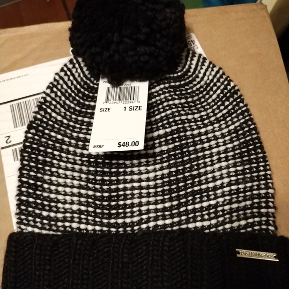 NWT MK Hat & Infinity Scarf - Picture 2 of 8